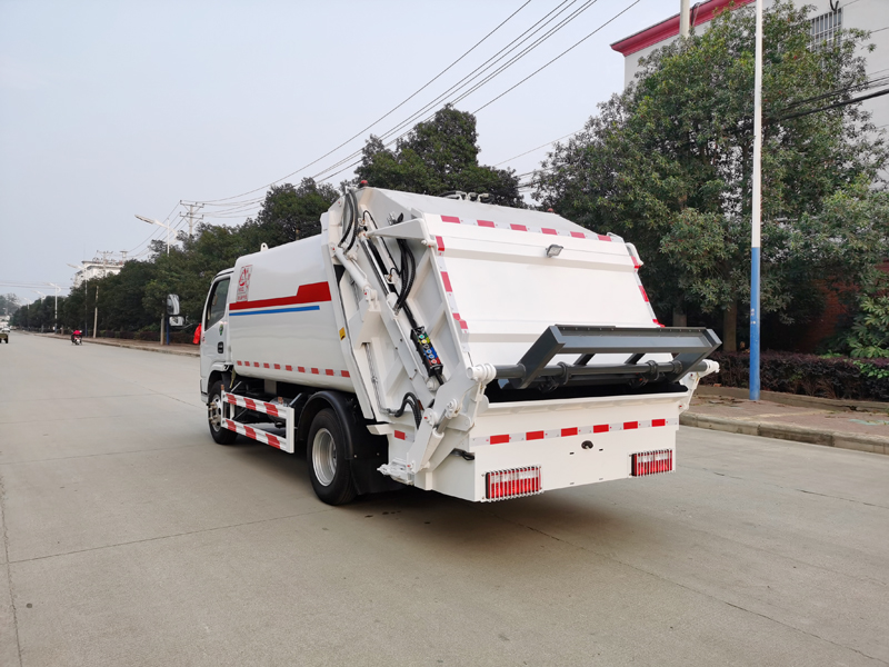 中潔牌3噸壓縮式垃圾車(chē)