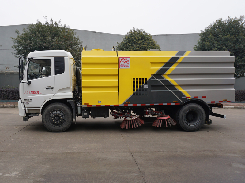 中潔牌XZL5182TSL6型掃路車(chē)