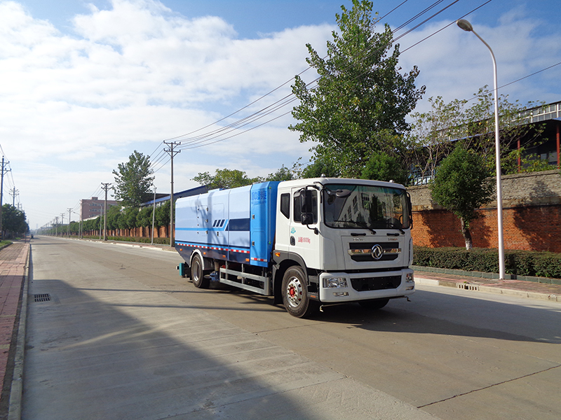 XZL5180TXCBEV型純電動(dòng)吸塵車