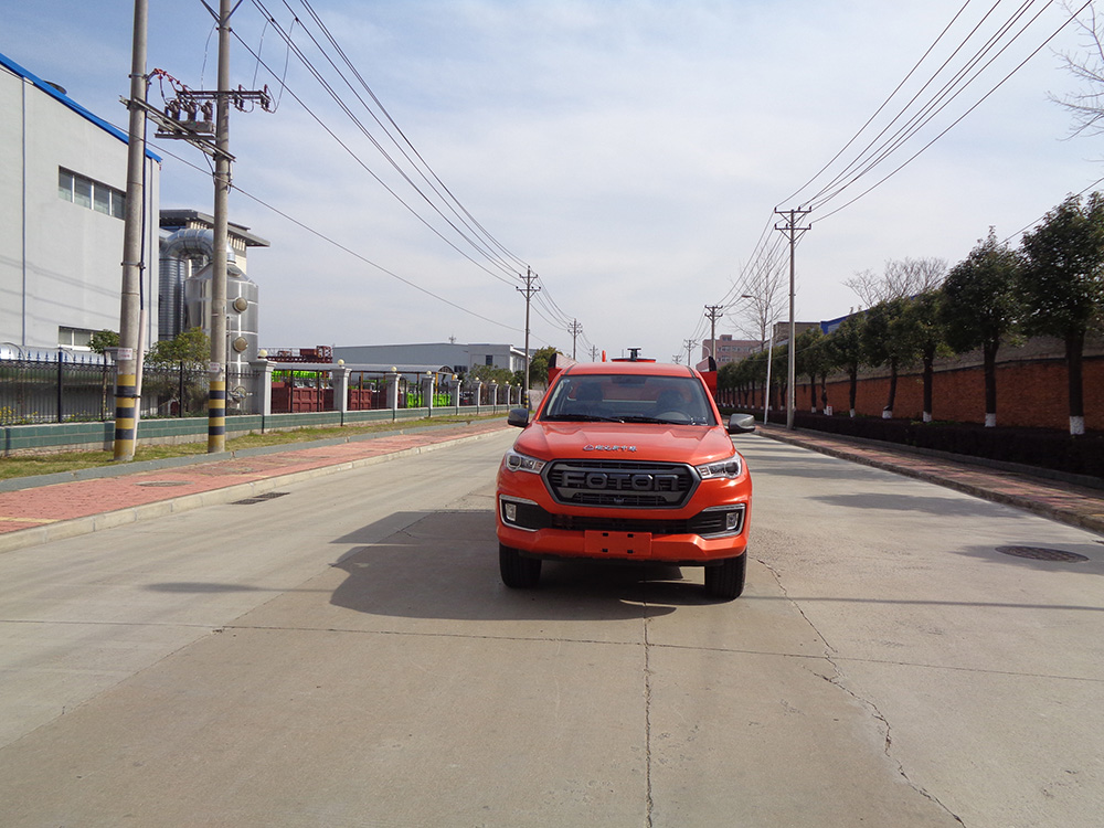 XZL5037GSS6型灑水車