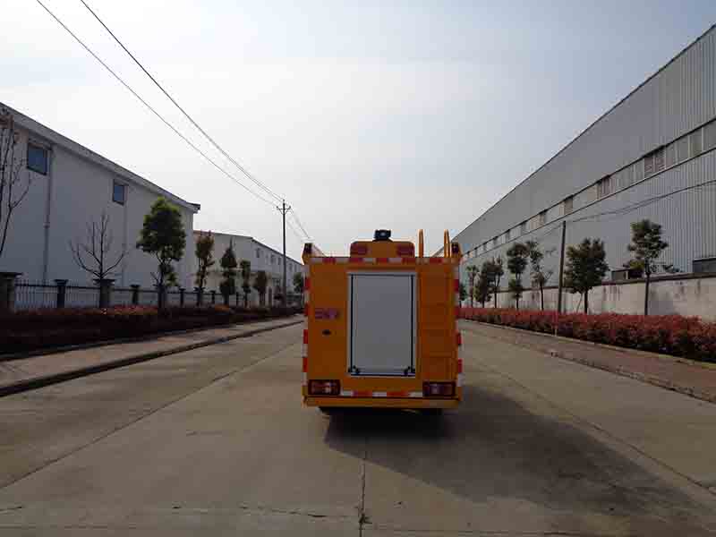 XZL5041XXH6型救險車