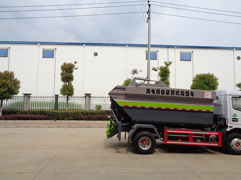 XZL5080ZZZBEV型純電動自裝卸式垃圾車