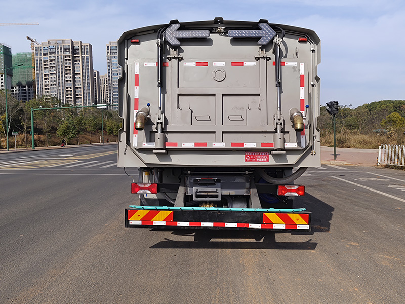 XZL5180TXSBEV型純電動(dòng)洗掃車