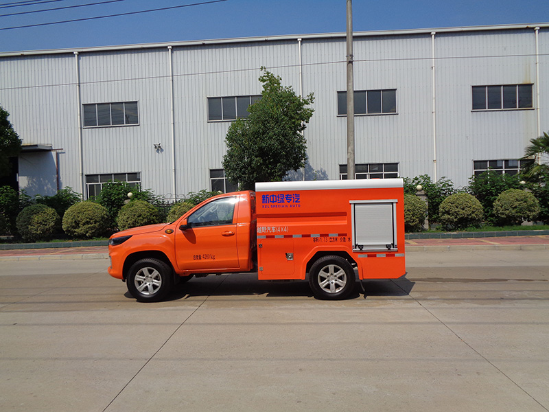 XZL5046GSS6型灑水車